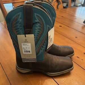 Ariat Women’s Anthem Ventek Boots 6.5
